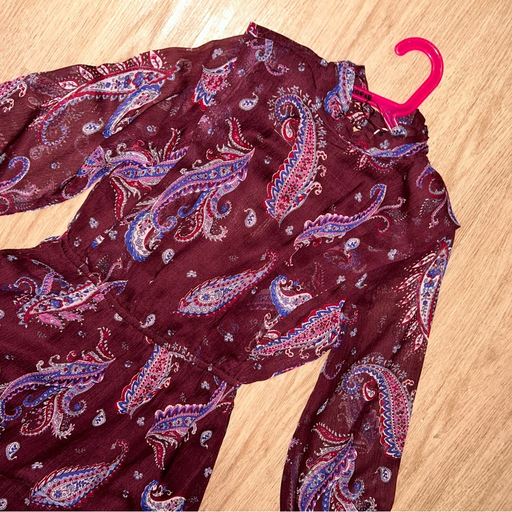 Maroon flows midi dress with see through sleeves